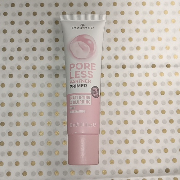 Essence Primer - Picture 1 of 1